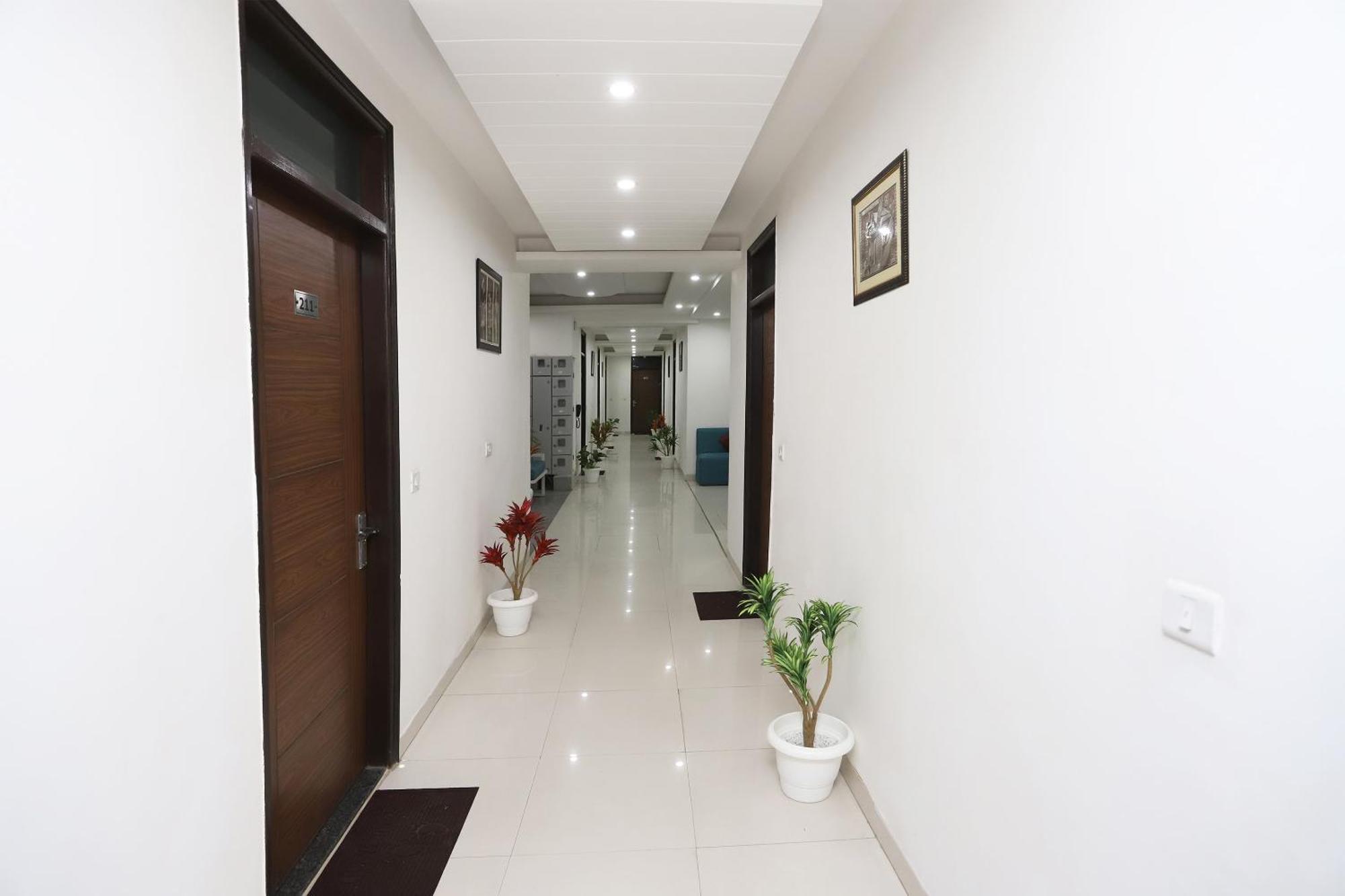 Super Capital O Levanti Near Aravali Biodiversity Park Gurgaon Eksteriør bilde